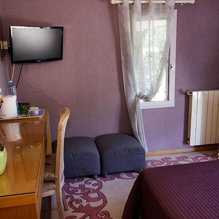 B&B Gilclau Saint-Martial-d'Artenset Buitenkant foto